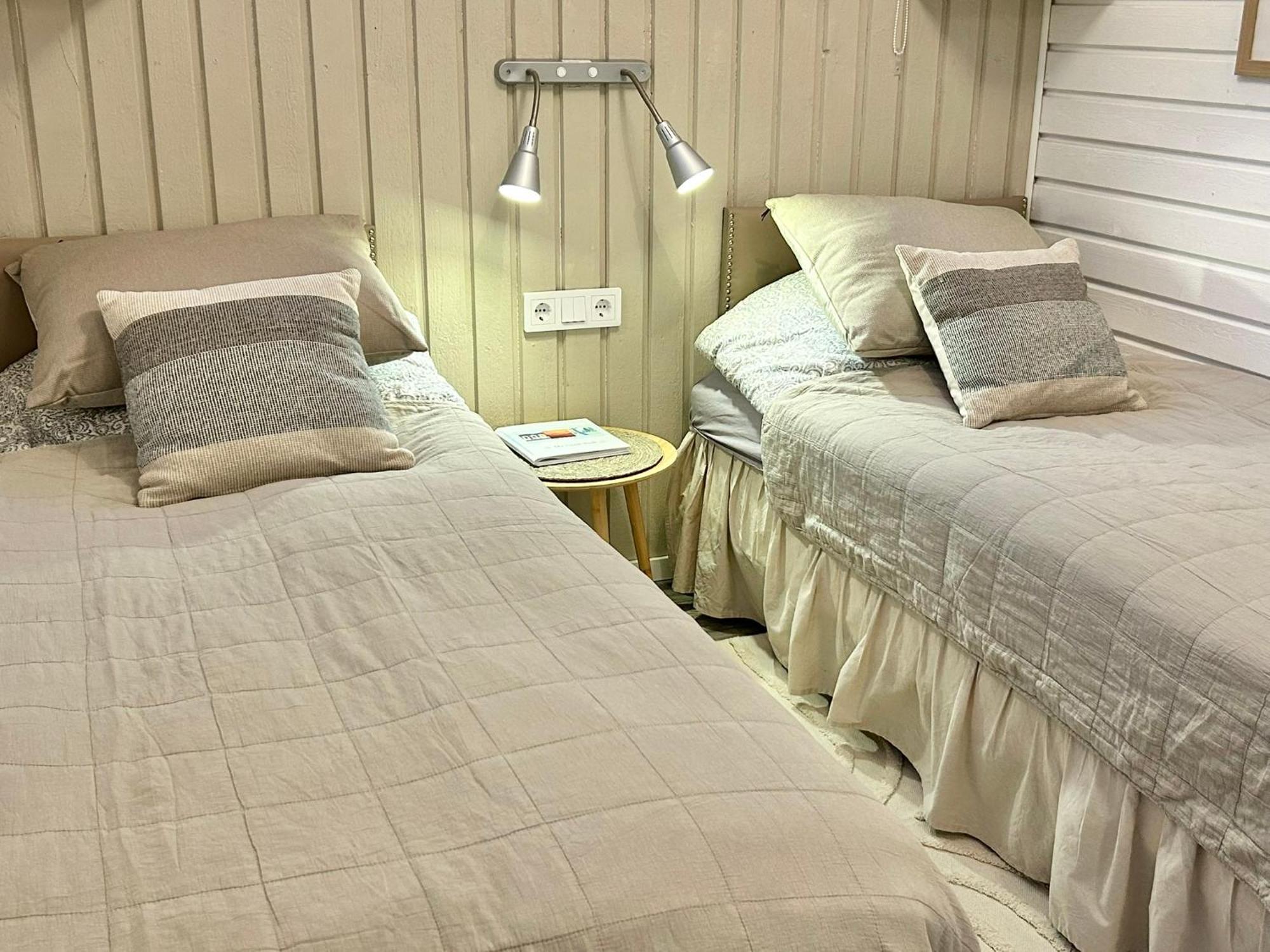 Lilla Huset Bed & Breakfast - Countryside Guesthouse, Free Parking Όρεμπρο Εξωτερικό φωτογραφία