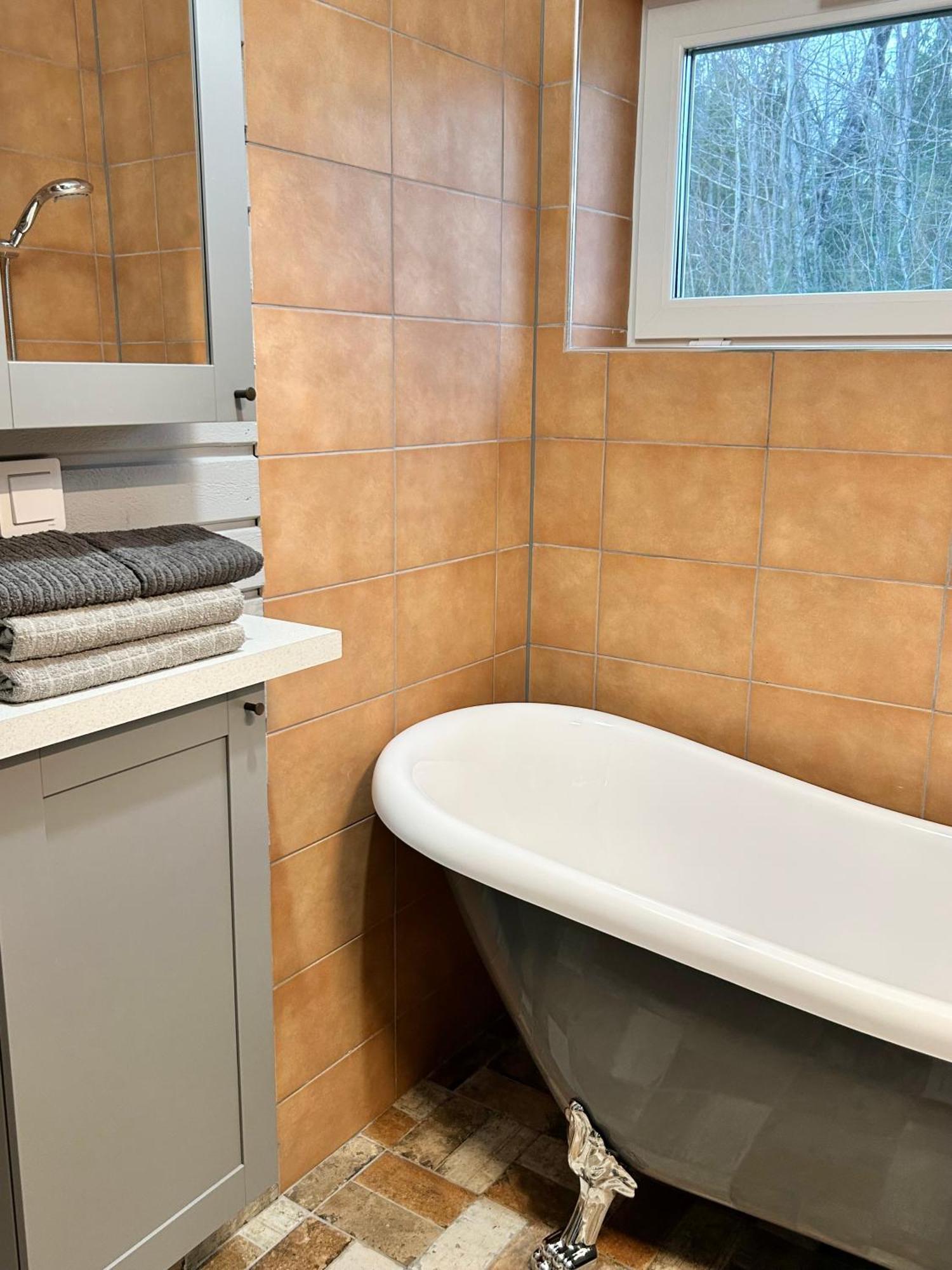 Lilla Huset Bed & Breakfast - Countryside Guesthouse, Free Parking Όρεμπρο Εξωτερικό φωτογραφία